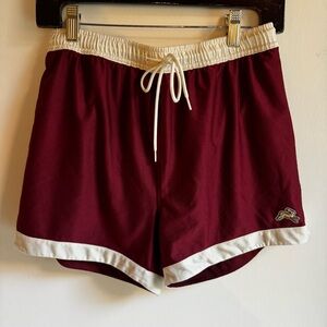 tracksmith van cortlandt grand shorts